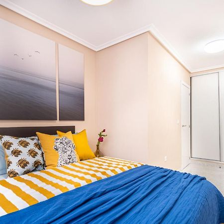 Apartamento A 3 Minutos De La Playa Torrevieja Exterior foto